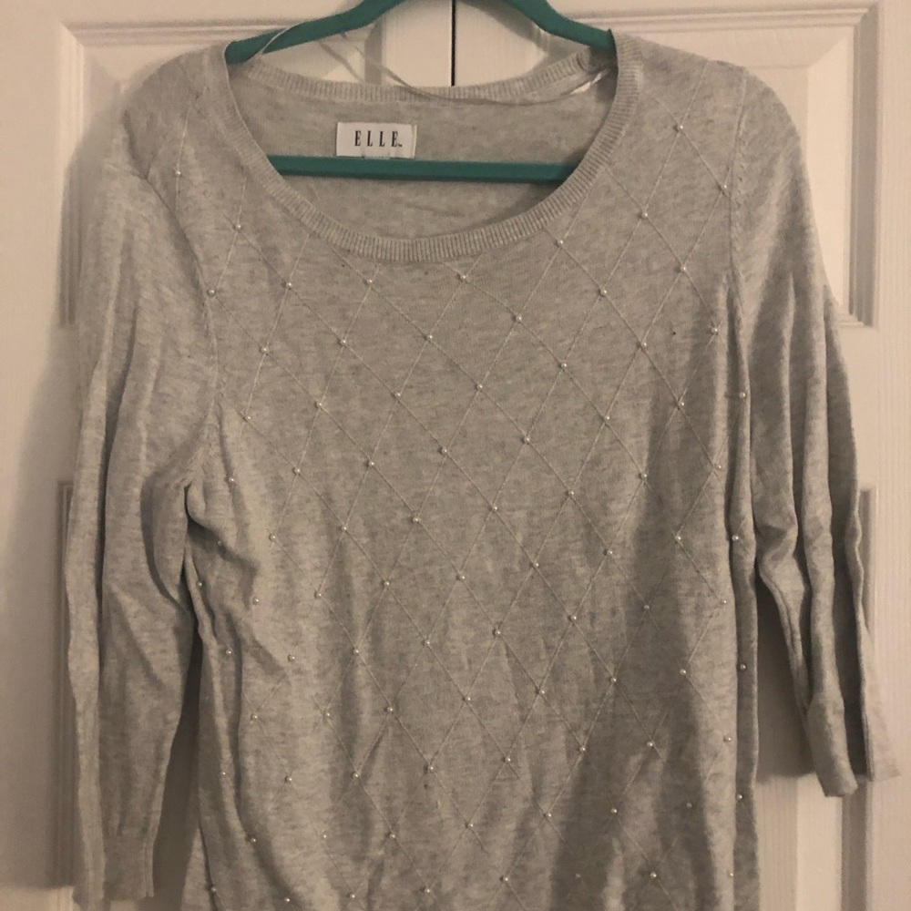 Gray Quarter Length Sleeves Sweater